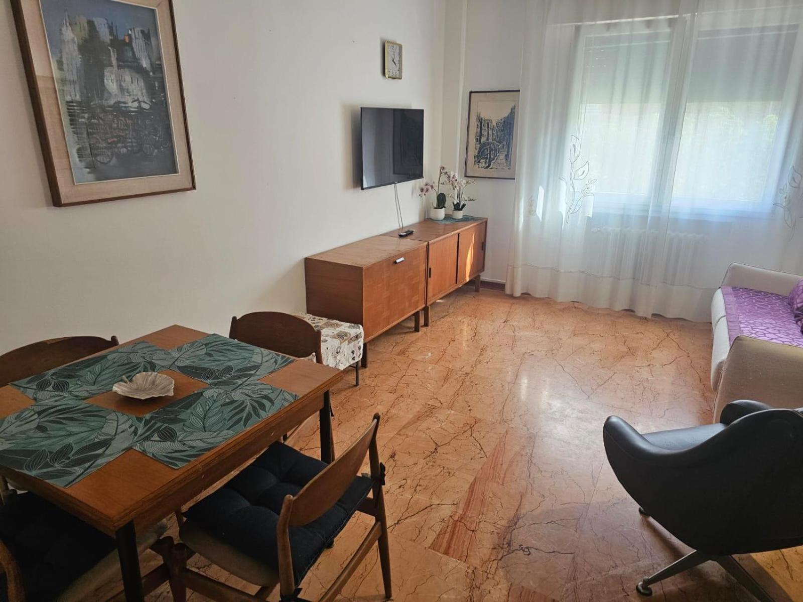 Dolce Luxe Apartment